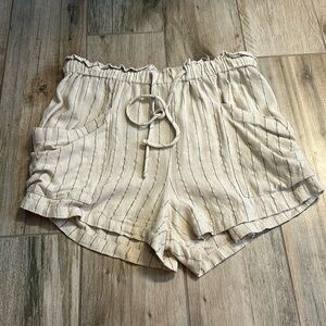 Flowy shorts